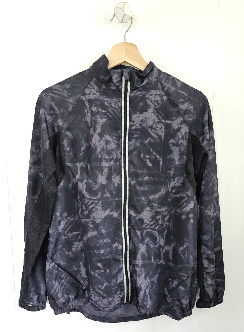 JOCKEY Full-Zip Lightweight Windbreaker